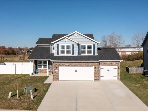 2539 London Ln, Shiloh, IL 62221