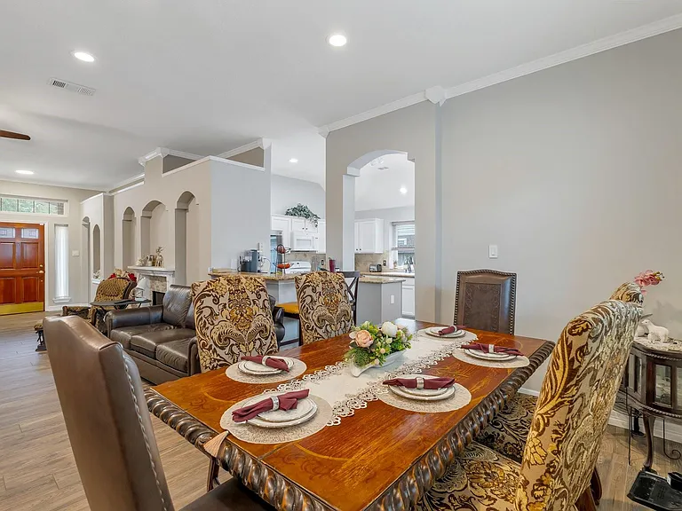 16115 Charter Rock Dr — Photo 4