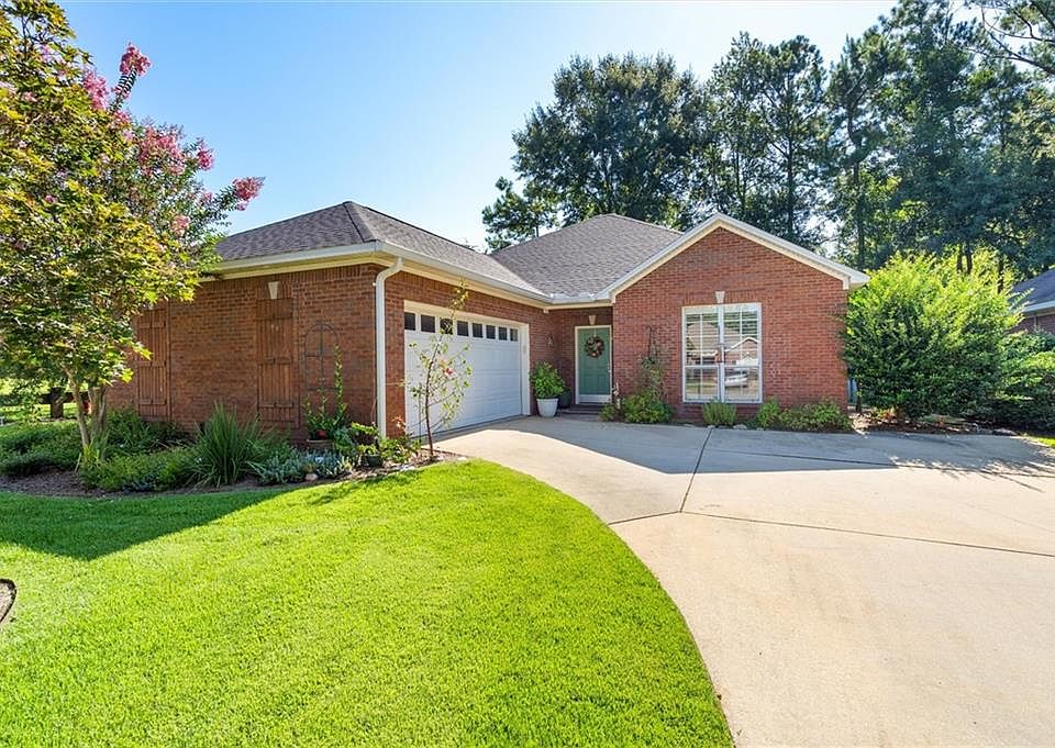 1st image of 27521 Claiborne Cir