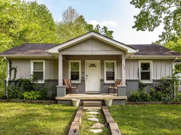 590 Leath Chapel Rd, Bethpage, TN 37022