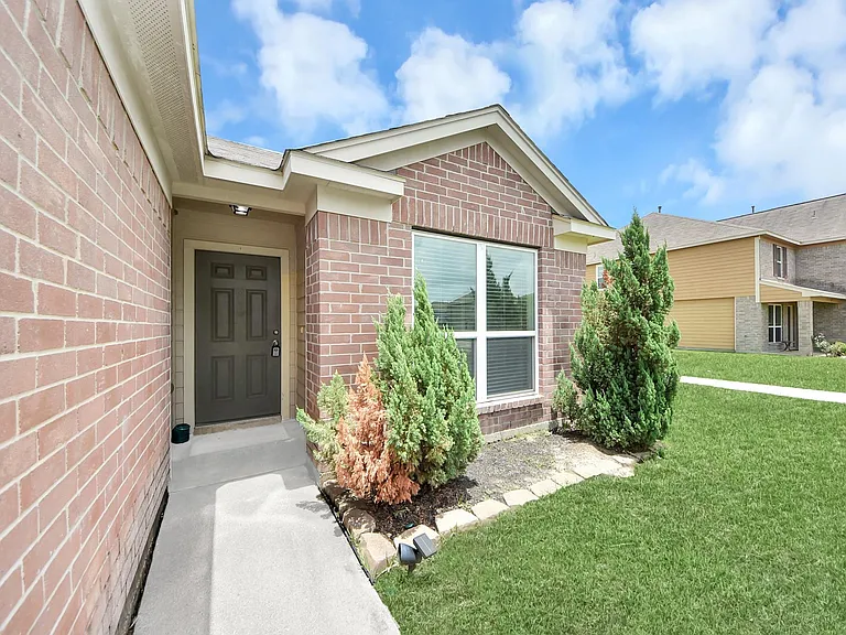3226 View Valley Trl — Photo 6
