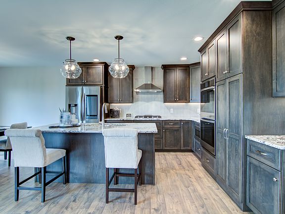 7th image of this home