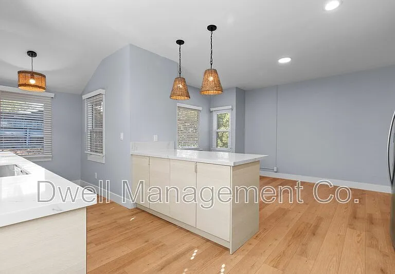 8073 Lemon Ave — Photo 10
