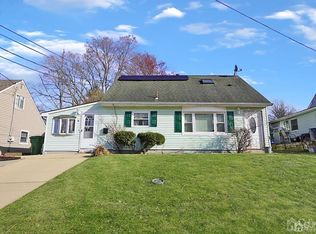 12 Cedar Ter, Parlin, NJ 08859
