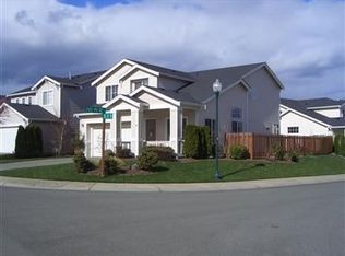 24272 SE 10th Pl, Sammamish, WA 98075