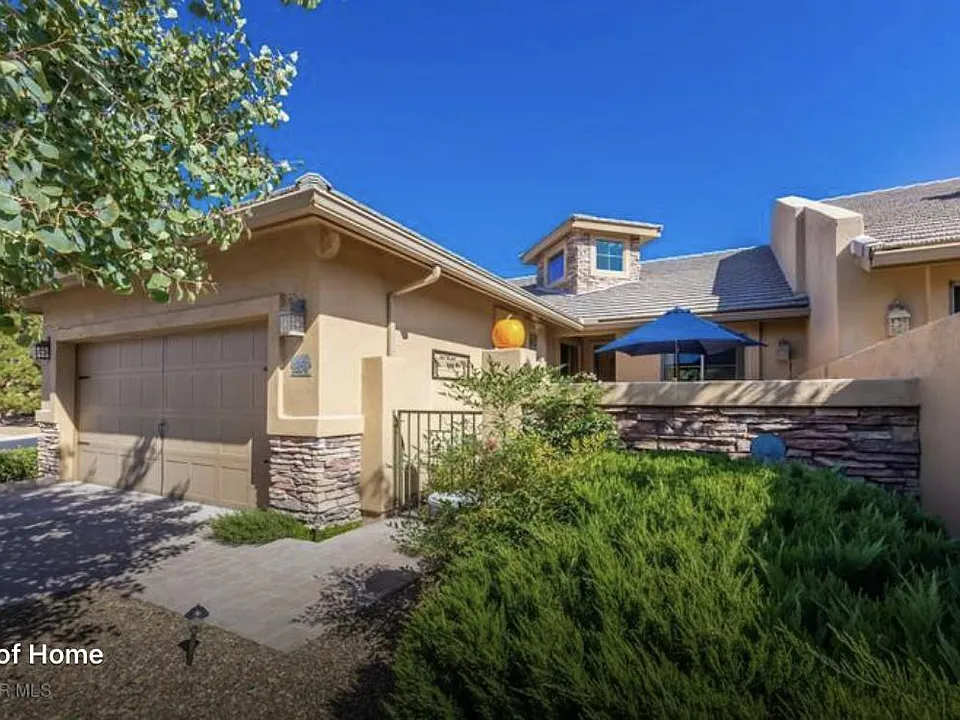 1237 Crown Ridge Dr