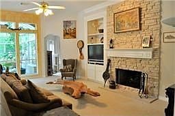 3rd image of 11120 Lake Forest Dr