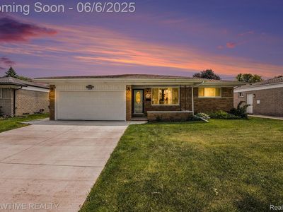 12860 E Forteen Mile Rd, Warren, MI, 48088