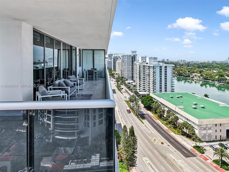 5875 Collins Ave #1807 — Photo 43