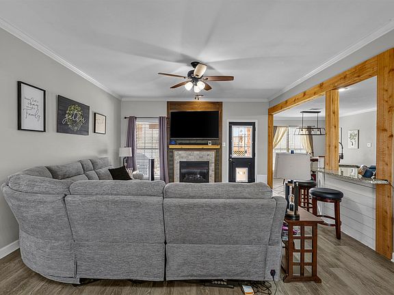 4th image of 2375 Morning Glory Ln