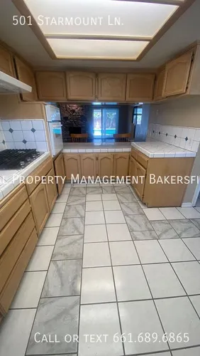 501 Starmount Ln Photo 1