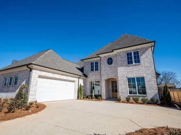 110 The Grove At Grand Oaks, Oxford, MS 38655