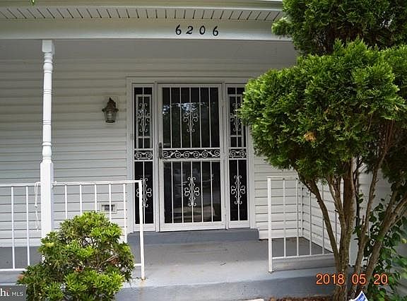 2nd image of 6206 Tamara Ct