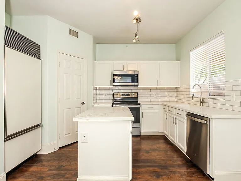 3019 W Perdido Way — Photo 6