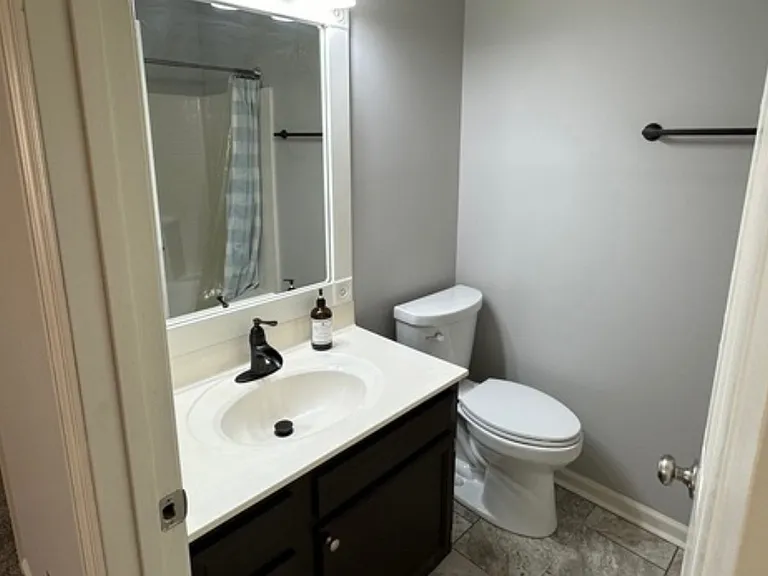 1149 Parliament Way — Photo 16