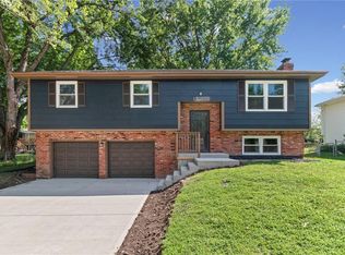15205 W 152nd Cir, Olathe, KS 66062
