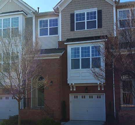 2nd image of 874 Windy Falls Dr