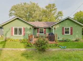 8525 Fishman Rd, Burlington, WI 53105