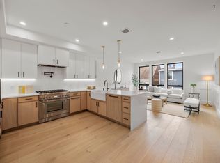 136 W 8th St #3, Boston, MA 02127