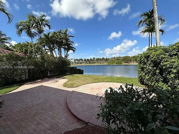 10965 NW 59th St, Doral, FL 33178