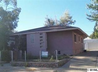 403 Mahoney St, Rawlins, WY 82301