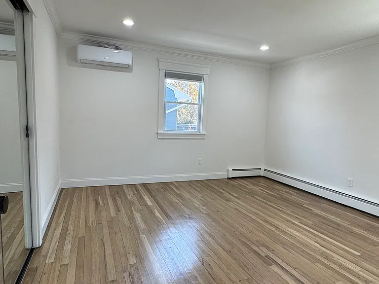 26 Norwich St #1 — Photo 12