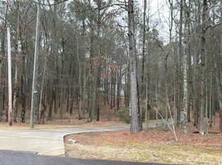 75 Springflower Dr, Carrollton, GA 30116