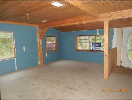 3rd image of 366 NW Joland Way