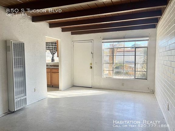3rd image of 850 S Tucson Blvd