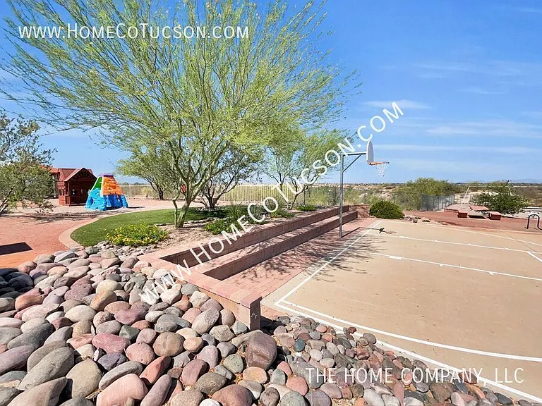3873 S Havenhurst Dr — Photo 28