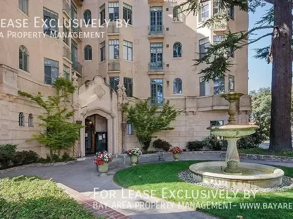 345 Forest Ave Unit 211, Palo Alto, CA 94301