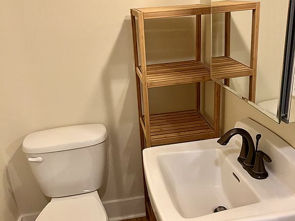 2nd image of 600 NE Maiden Ln #7