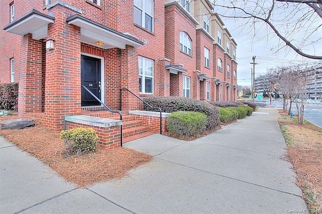 1st image of 1302 Kenilworth Ave Unit 116