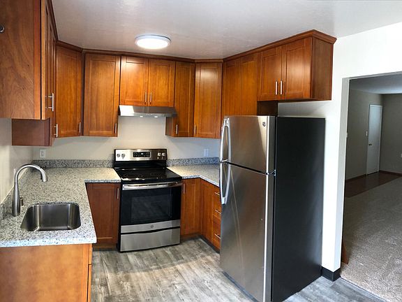2nd image of 660 Kirkland Dr APT 4