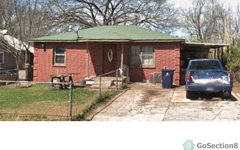 1st image of 739 SE 40th St