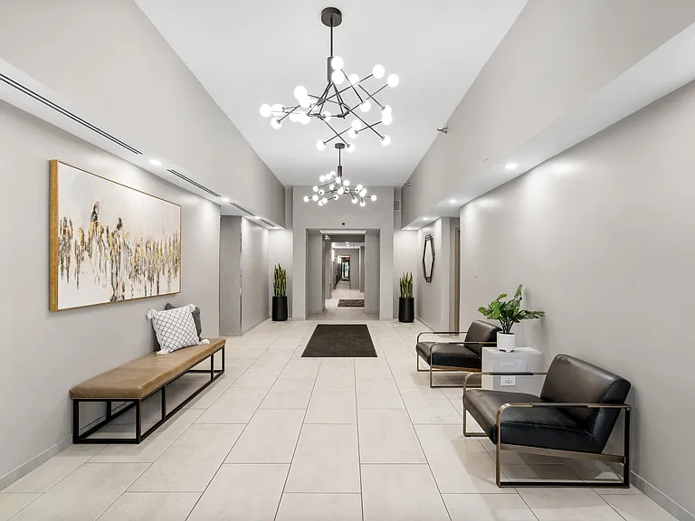 100 Forest Place Apartments — Photo 24