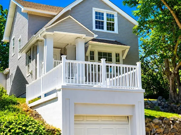 402 Woodstock Ave, Staten Island, NY 10301