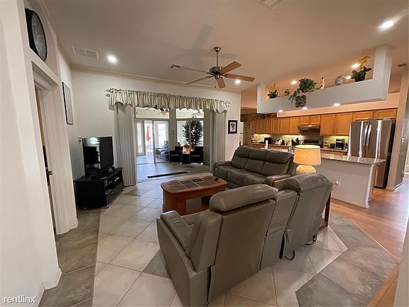4th image of 5020 Long Meadow Dr