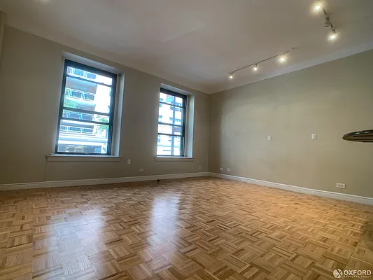 Rented by Oxford Property Group | media 1