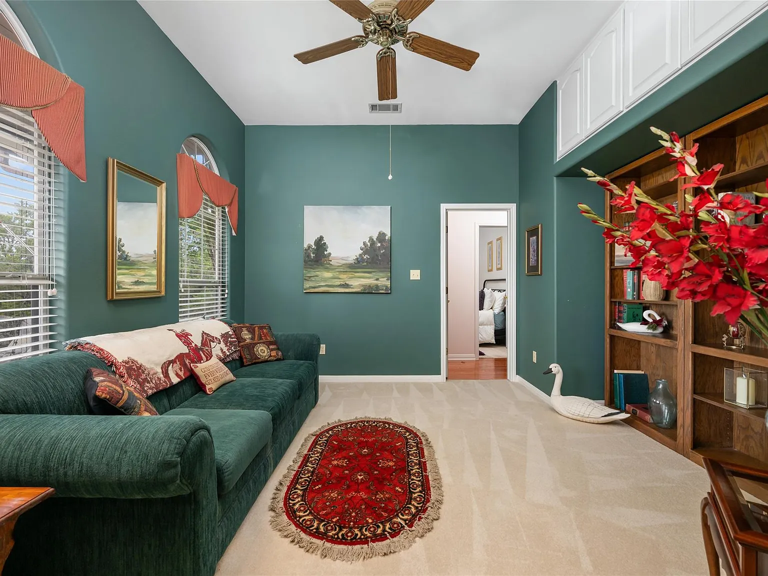 4 bed, 3.0 bath, 3424 sqft, $4,500 — Photo 3