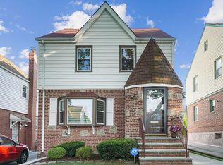 14540 24th Ave, Whitestone, NY 11357
