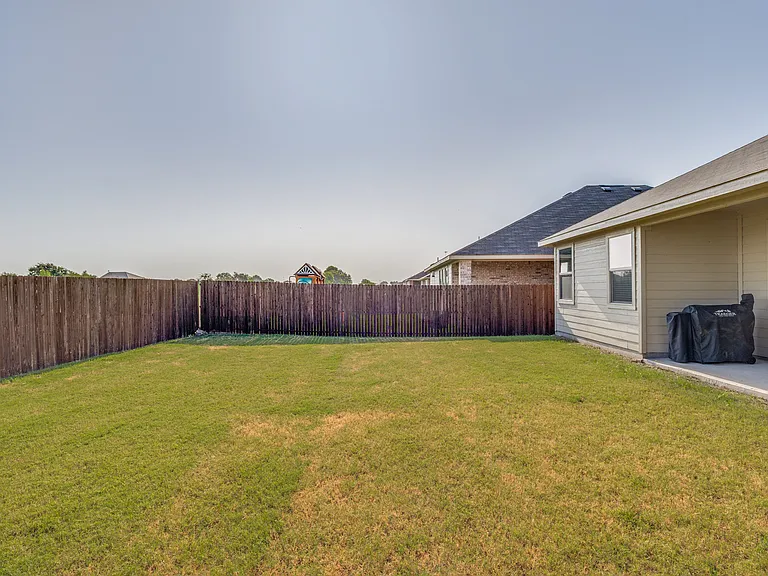 328 Ardsley Ln — Photo 25