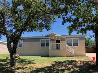 913 Iroquois Dr, Burnet, TX 78611