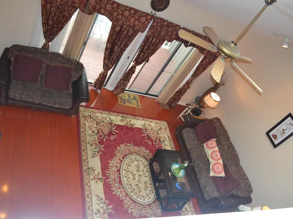 34 Falcon Ct, Wilmington, DE 19808