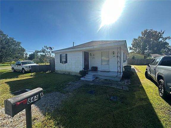 2nd image of 844 E Lawson St