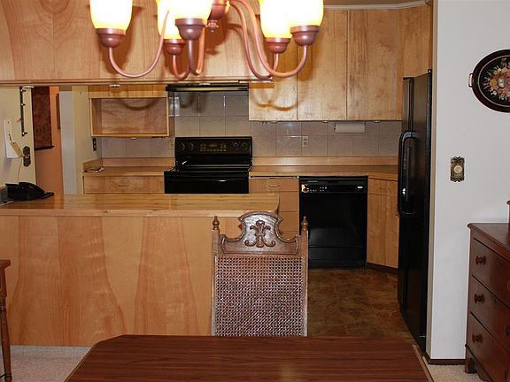 5th image of 3008 Riverview Dr
