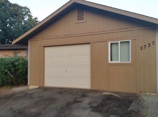 2730 Reservoir Ln, Redding, CA 96002