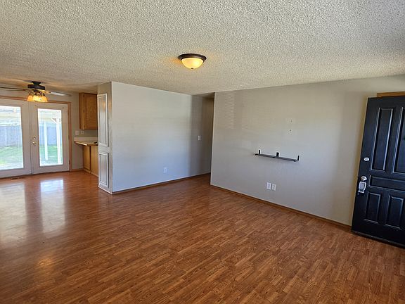4th image of 1125 E 5 S