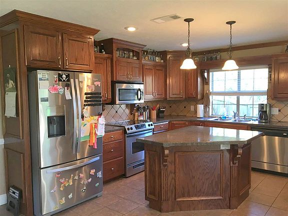 2nd image of 1806 McDonald Ln