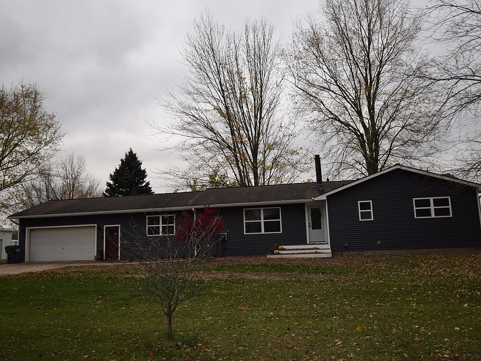 1st image of 61739 66th Ave